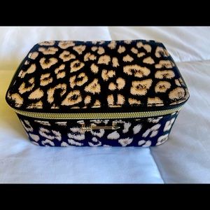 Stella & Dot Travel jewelry holder